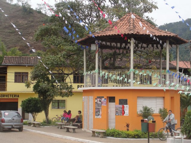carmesia_01-17