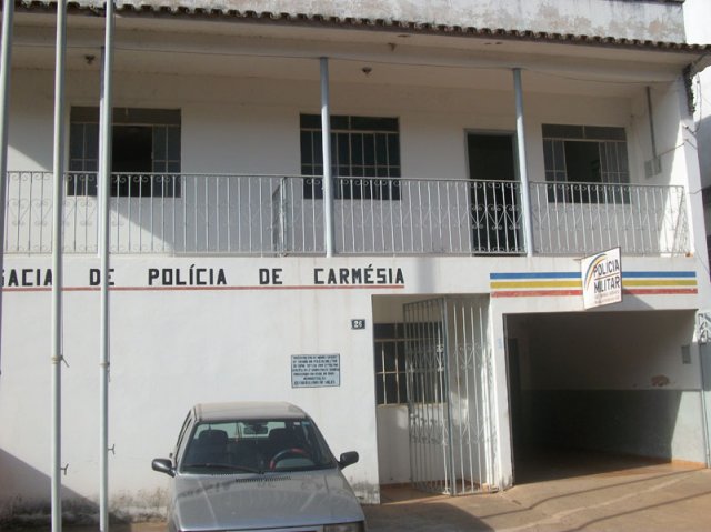 carmesia_01-3