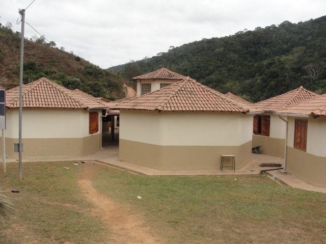 carmesia_01-43