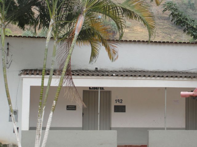 carmesia_01-7