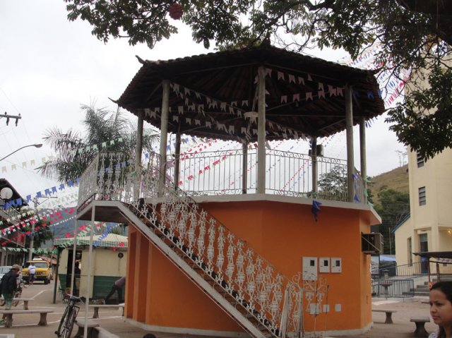 carmesia_01-8